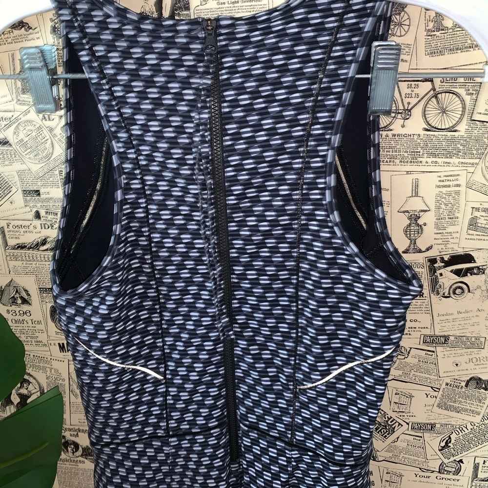 Lululemon go till dawn til dress deep dive checker - Picture 14 of 15